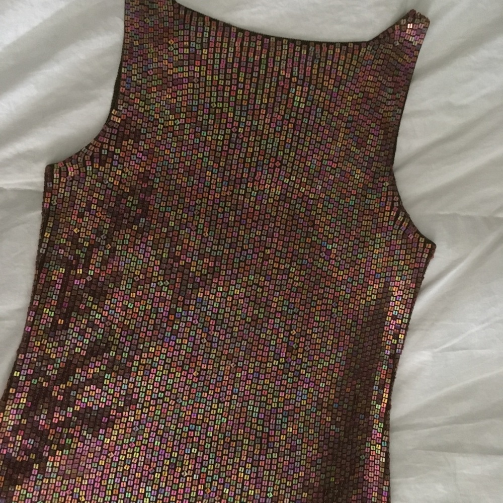 Women’s sequin top